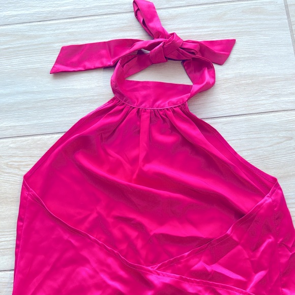 BEBE Hot Pink Satin Backless Turtleneck Halter Top XS - Picture 3 of 4